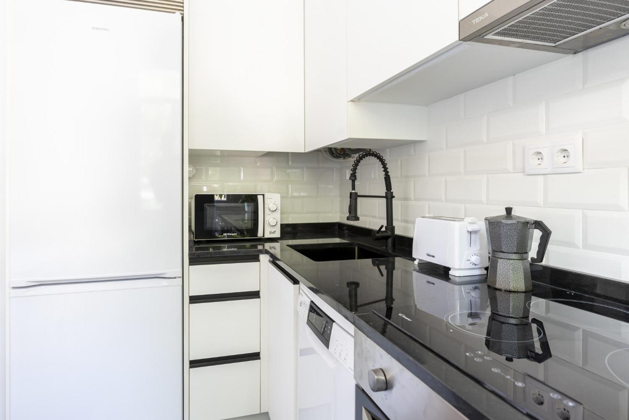 Apartamento De 4 Habitaciones En El Centro Santander Exteriör bild